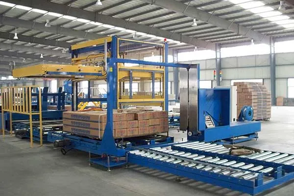 High speed low level palletizer (11)