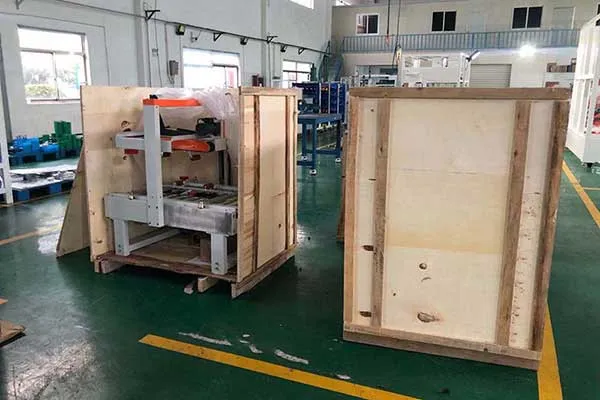 Semi- Automatic Uniform Case Sealer (4)
