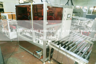 What is the working principle of a vertical palletizing robot